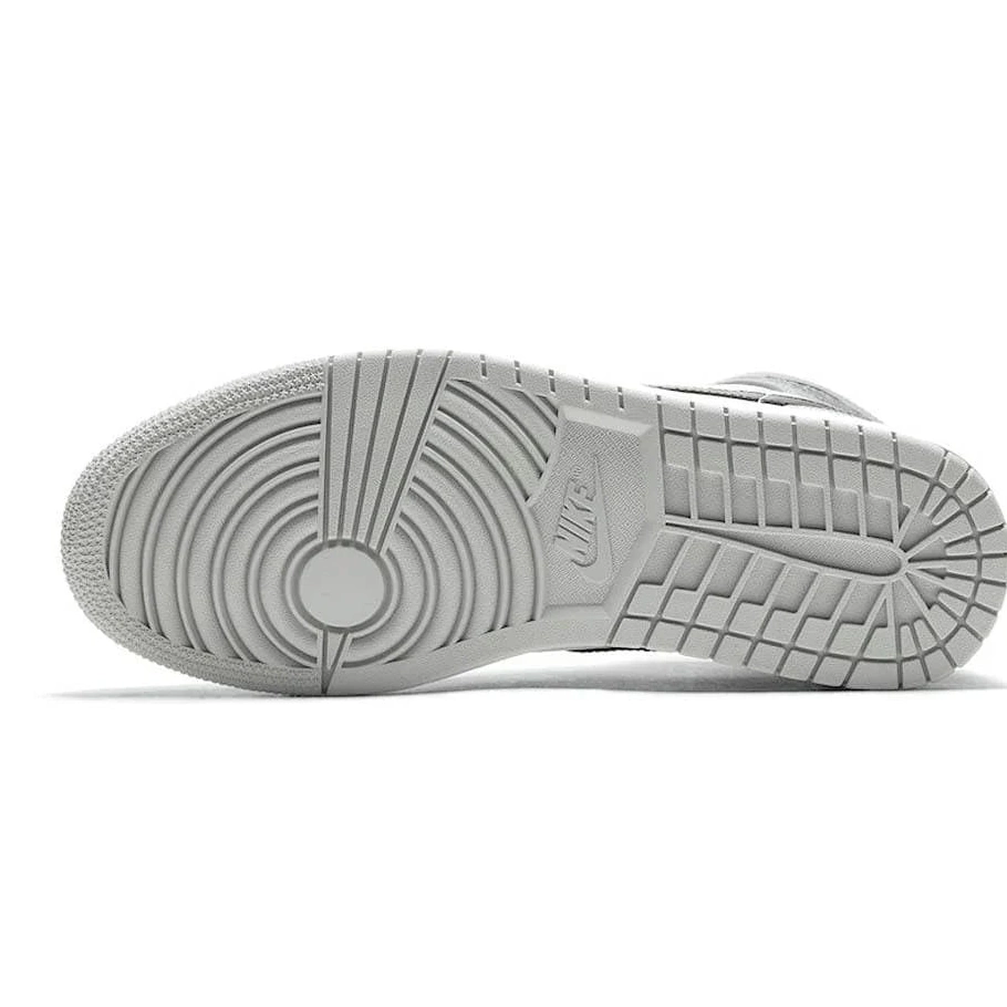 1 Mid Jordan Smoke Grey Air 0819